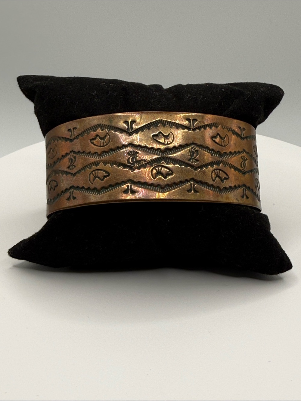 Vintage Maisel’s Souvenir Company Solid Copper Hand Stamped Cuff Bracelet-Signed - Picture 3 of 4